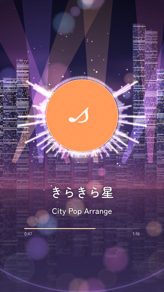 Sound Roll の縦長動画。夜の街並みを背景に、円形のビジュアライザーと曲名が表示されている